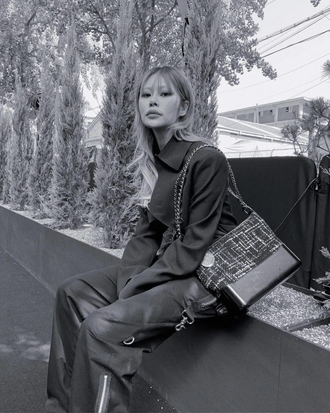 做权志龙闺蜜有多幸福?全球限定随便送:今晚我们都是柠檬精女孩