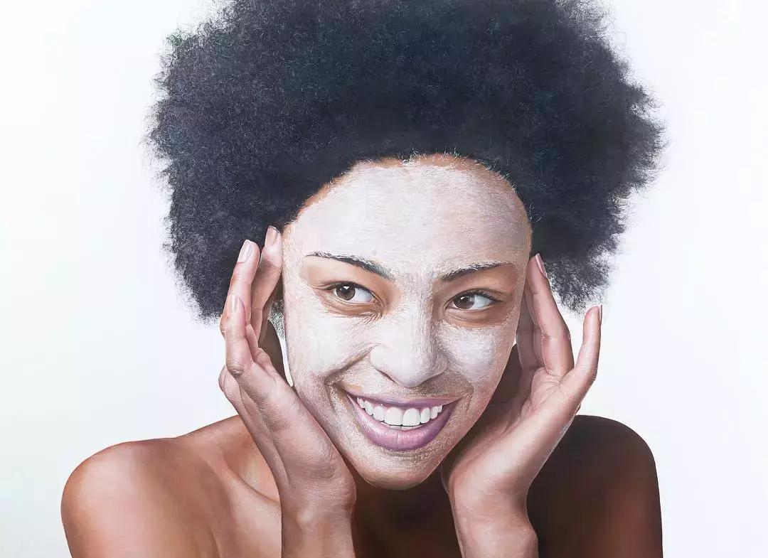 他画了一波美人，笔触精致，活色生香