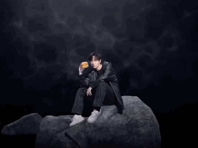 王一博参加过青春有你2吗,青春有你2王一博导师