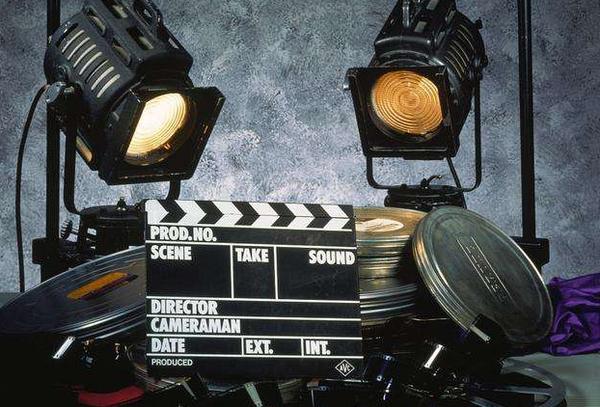 “影院停工”是故意哭穷?告诉你真实的电影收入