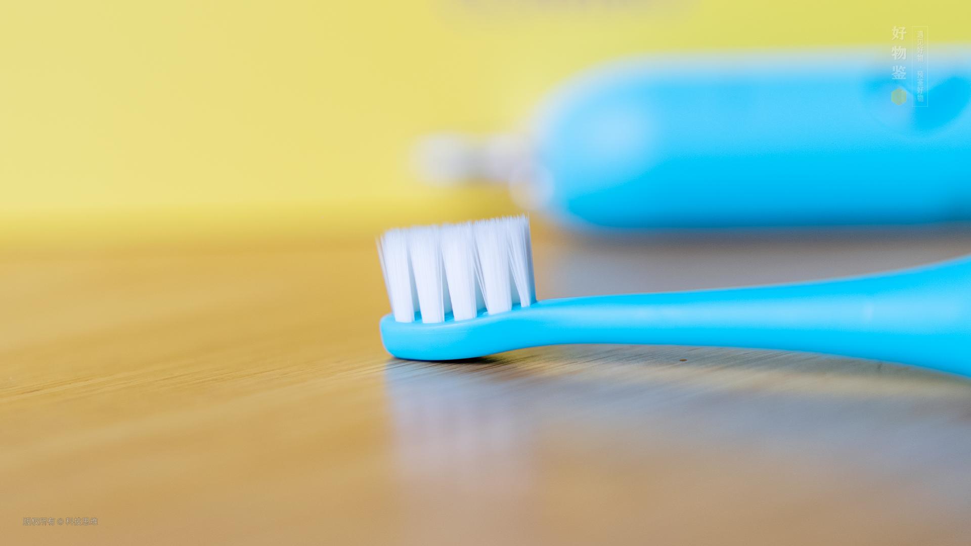 电动牙刷怎么给宝宝正确刷牙,孩子养成正确刷牙习惯的电动牙刷