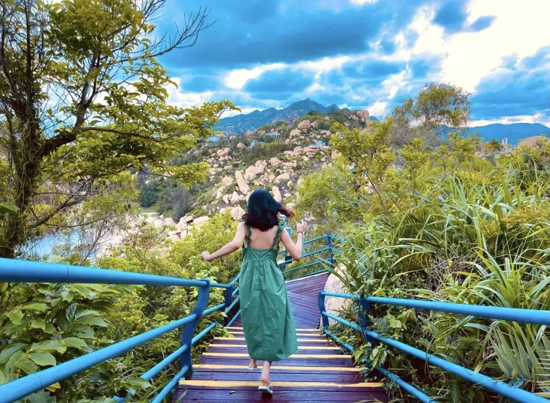 6成人去了这个半岛，都换了微信头像！广东“小希腊”要火了