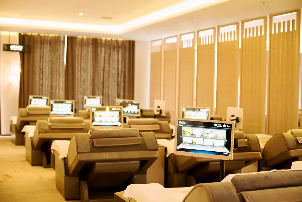 曲靖金麟湾水上乐园，私人泡池，享受自然美景