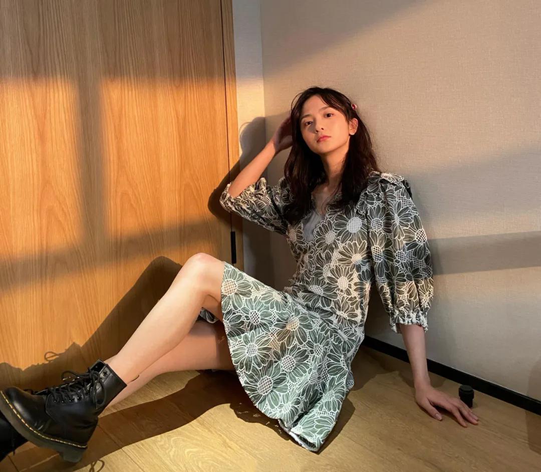 国内小花有哪些,95后小花最会穿搭