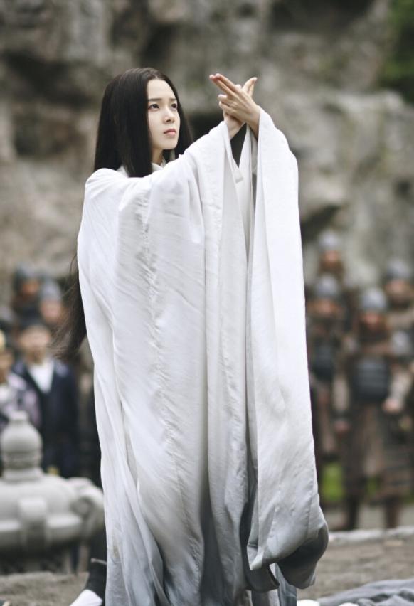 陈瑶重现岳绮罗的经典桥段,陈瑶巅峰角色