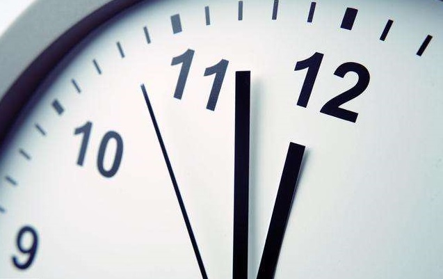 拒绝熬夜,防止脱发,怎样把熬夜脱发的伤害降到最低?