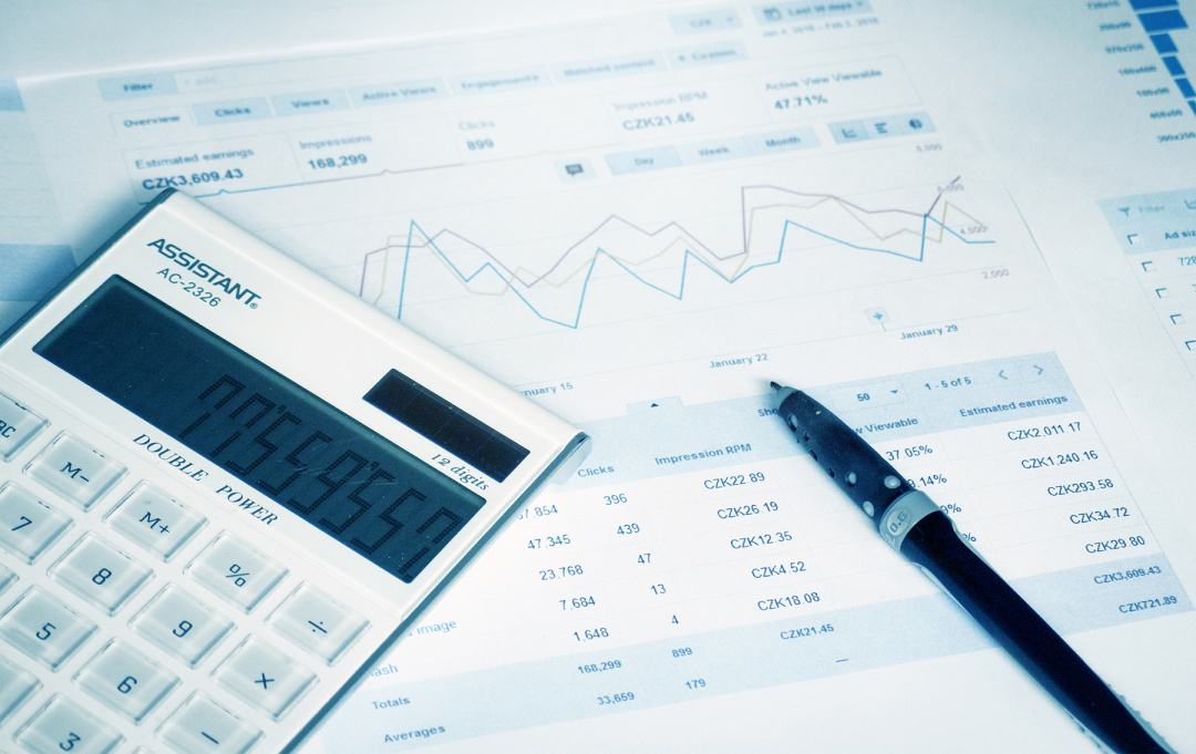 企业应如何规避应收账款风险,企业应收账款为负怎么处理好