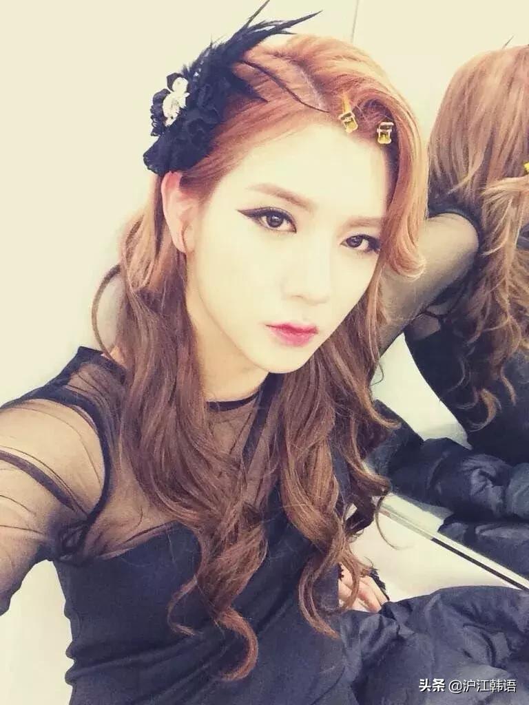 韩国男团为什么打扮女性化,韩国男团舞台服装盘点