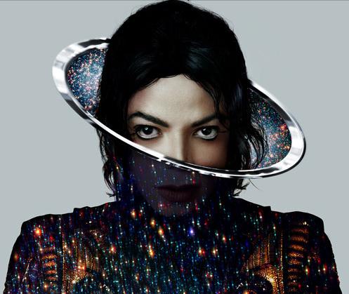 迈克尔·杰克逊演唱会晕倒5000人，死亡23人，他却被控娈童、整容