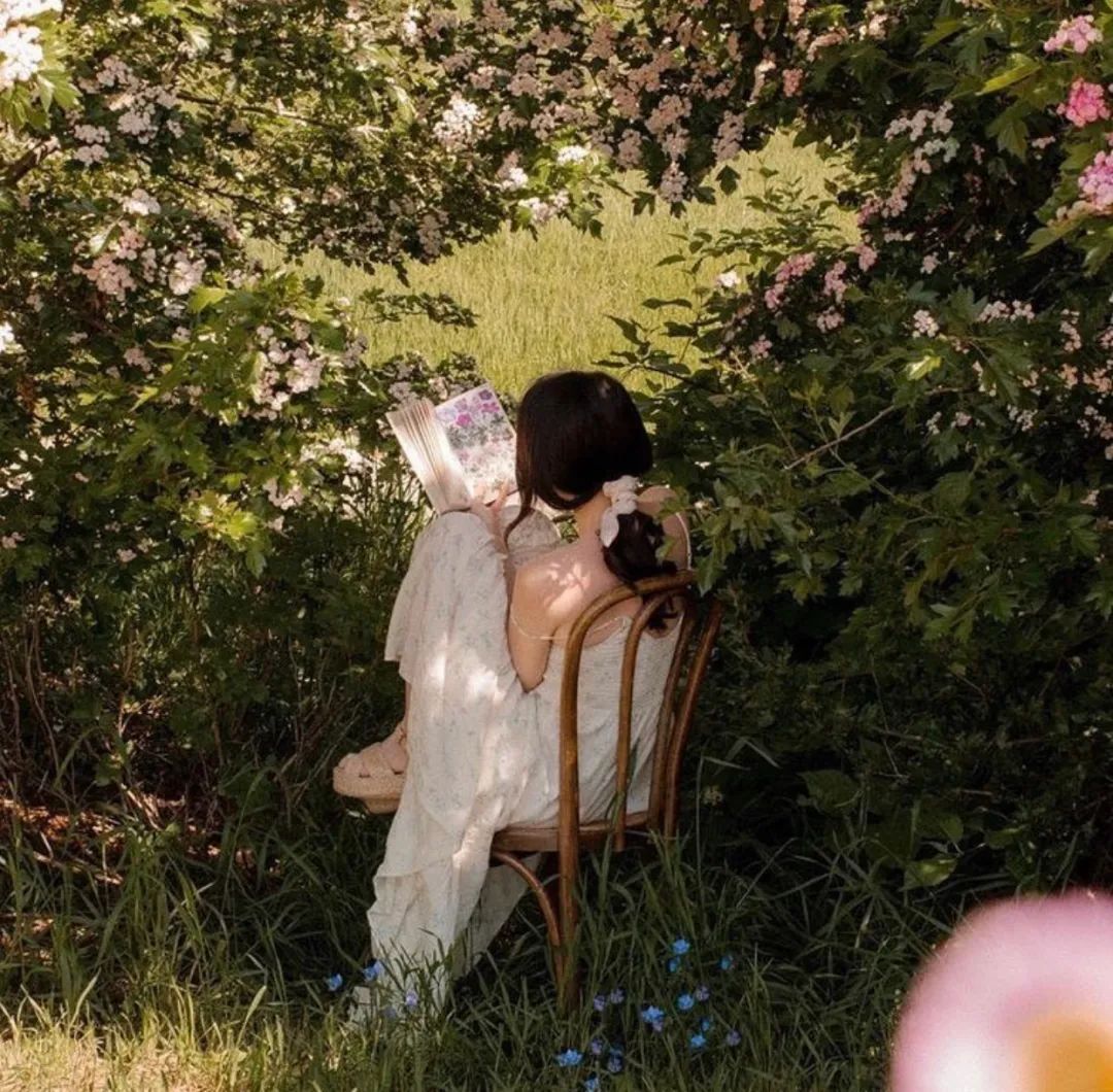 时尚年轻的韩国头饰,韩国女孩很会化妆