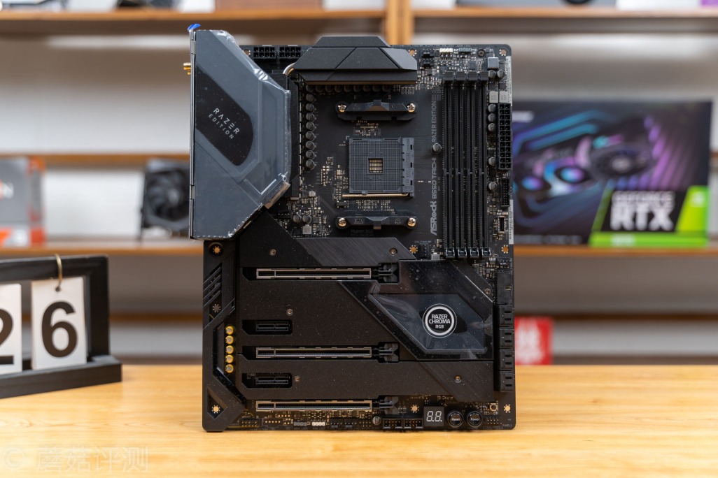 技嘉b550大雕主板评测,华擎x570太极雷蛇怎么样