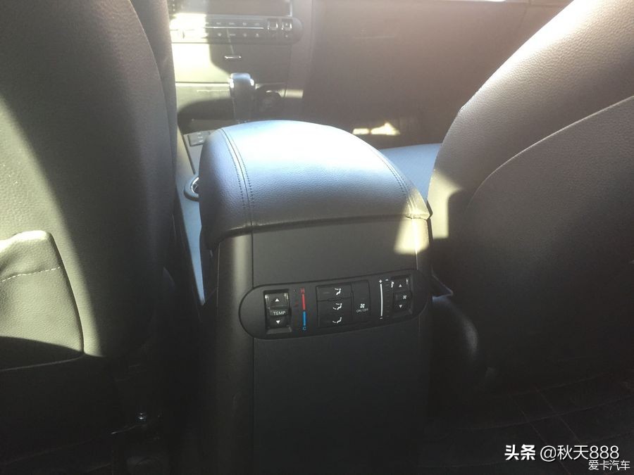 最后一批起亚凯绅,2015款起亚霸锐二手车