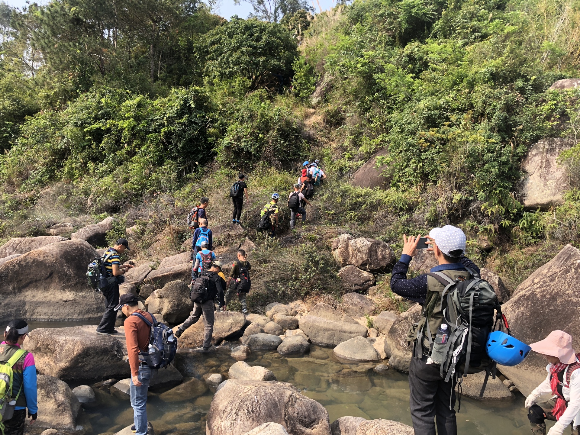 乌山三石连登快乐之旅星期六登山队
