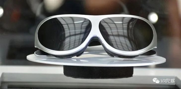 从头盔到眼镜，超短焦光学如何成为VR进化路上的“瘦身良药”？