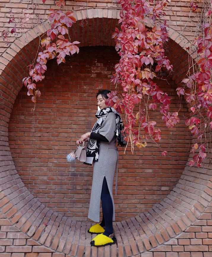 蹦床公主美少女,公主裙蹦床