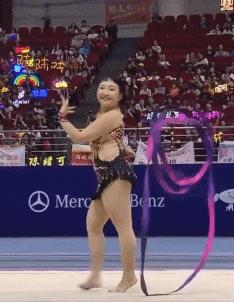 球不是这样踢滴搞笑图片,足球趣图搞笑图片