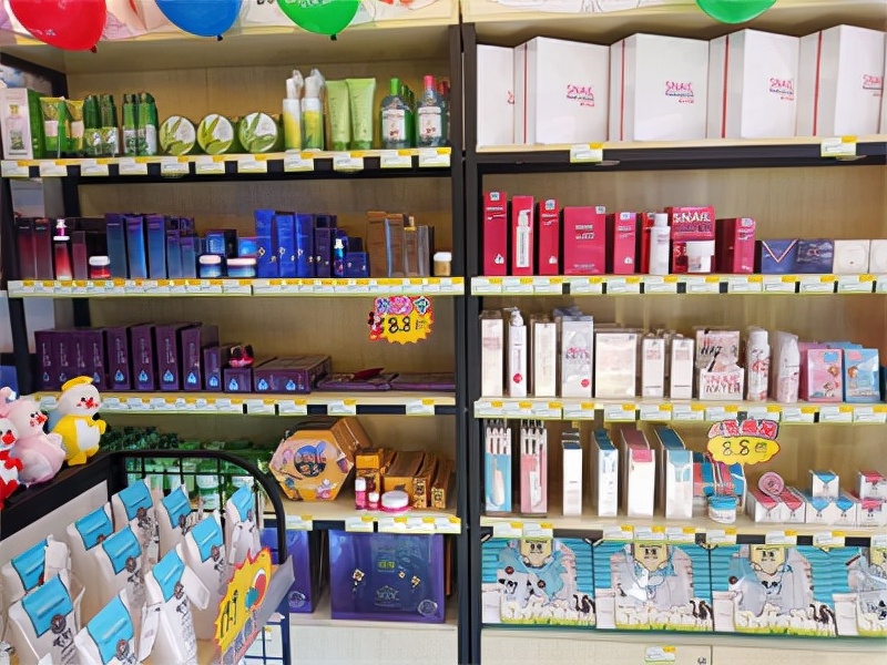 开化妆品店怎么做自己的品牌,怎样开好一个化妆品店