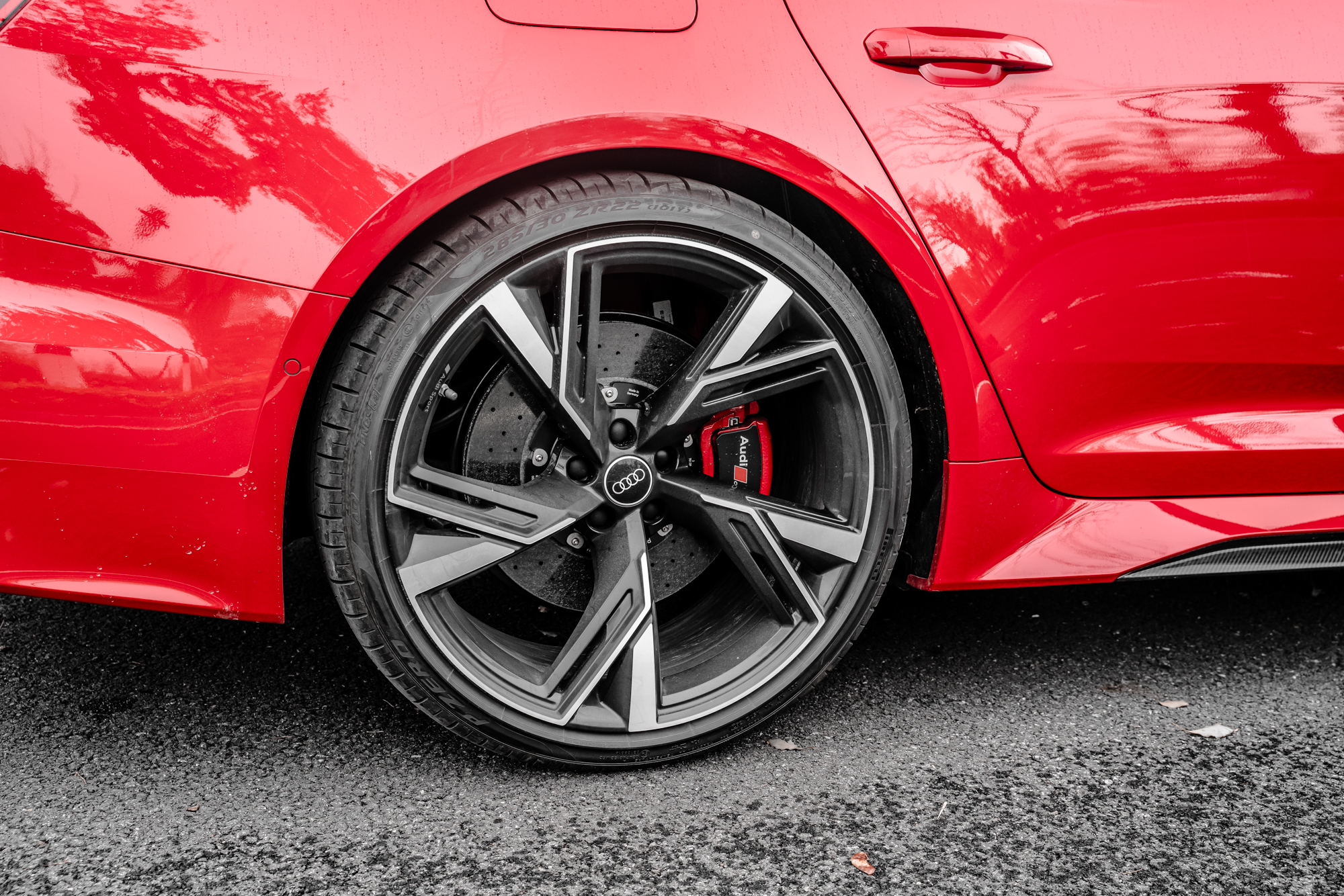 试驾奥迪rs6performance,弹弹车测评