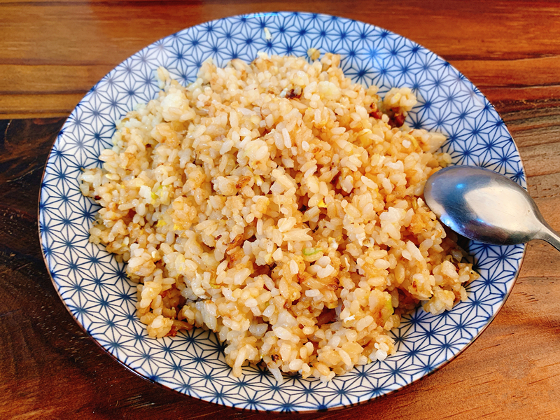 鸡蛋炒饭先加蛋还是先加饭,鸡蛋炒饭是先炒蛋还是先炒饭