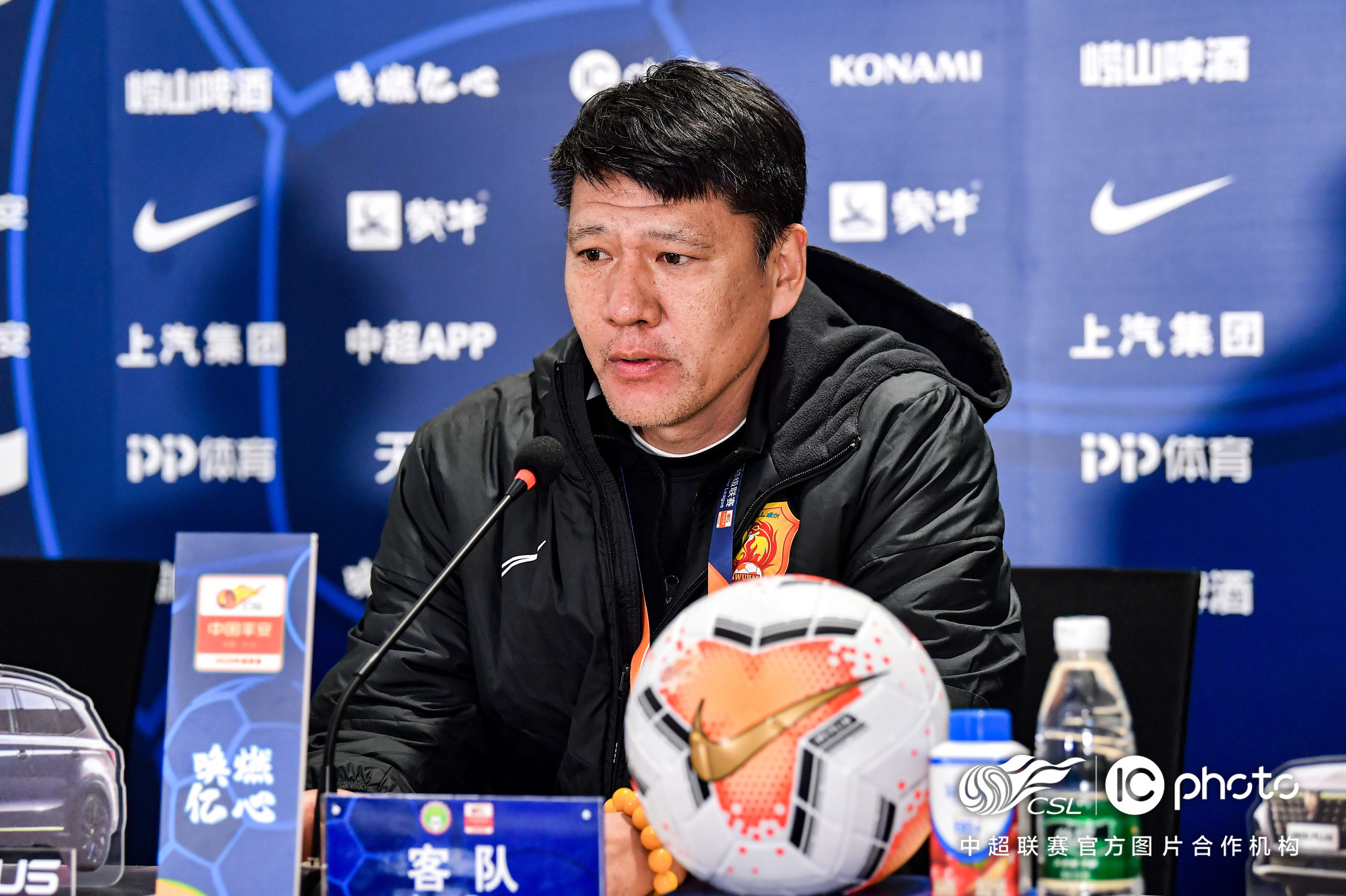 中超武汉卓尔vs青岛黄海青港直播,中超武汉卓尔2球战胜青岛黄海