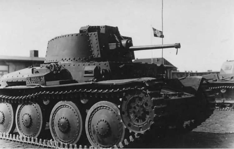 德军士兵战斗力强悍,二战德军装甲坦克部队视频