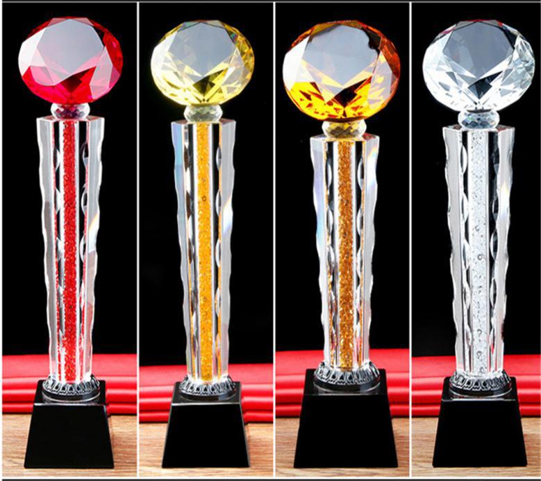 奖杯挑选,奖杯材质的种类