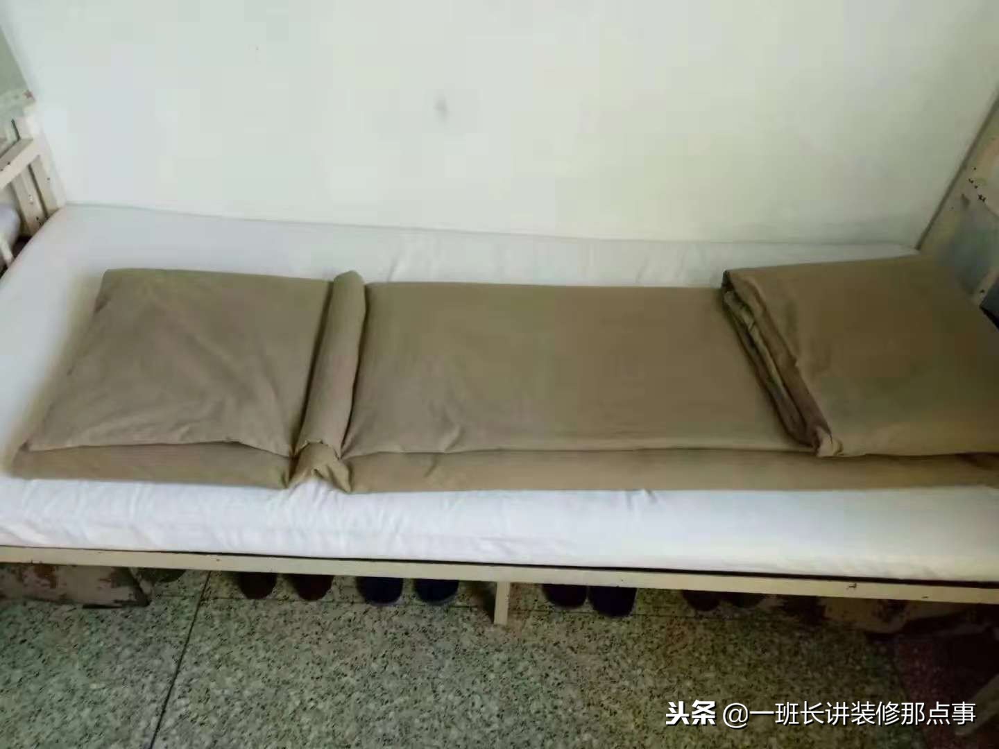部队的被子怎么叠视频慢动作,部队被子怎么叠成豆腐块