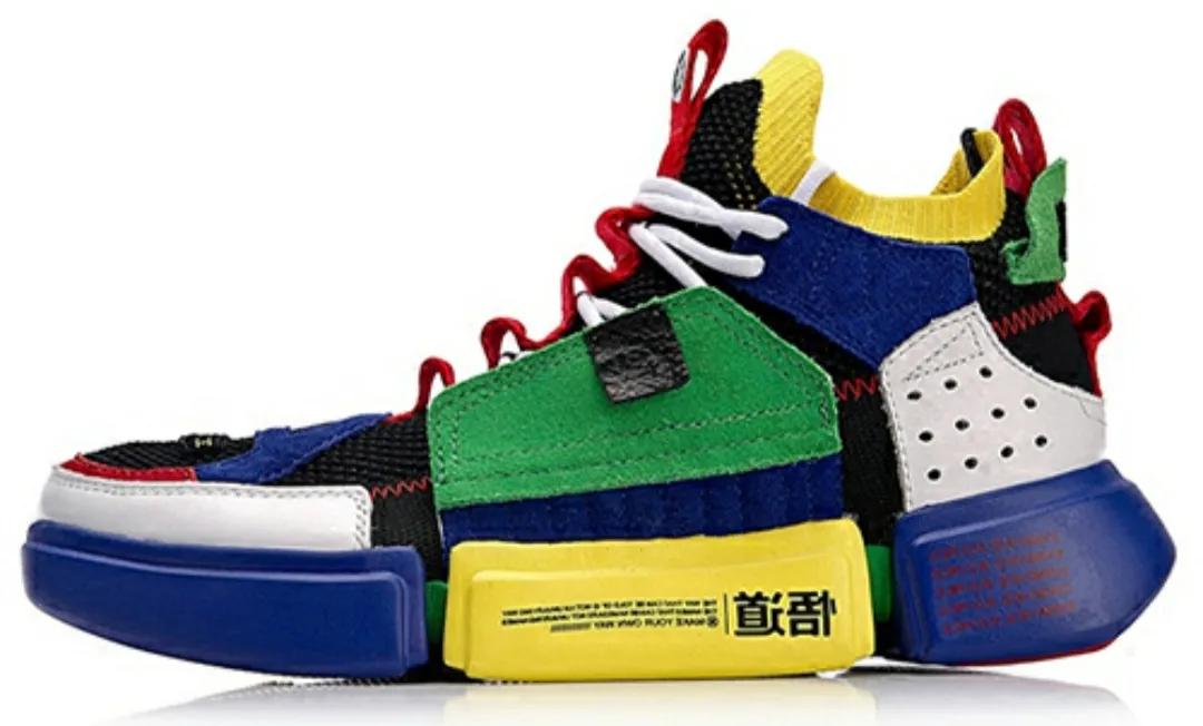 李宁几年前的走秀款！放现在也不过时