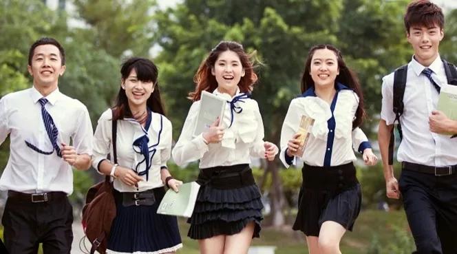 深圳最美校服写真,深圳中新中学校服