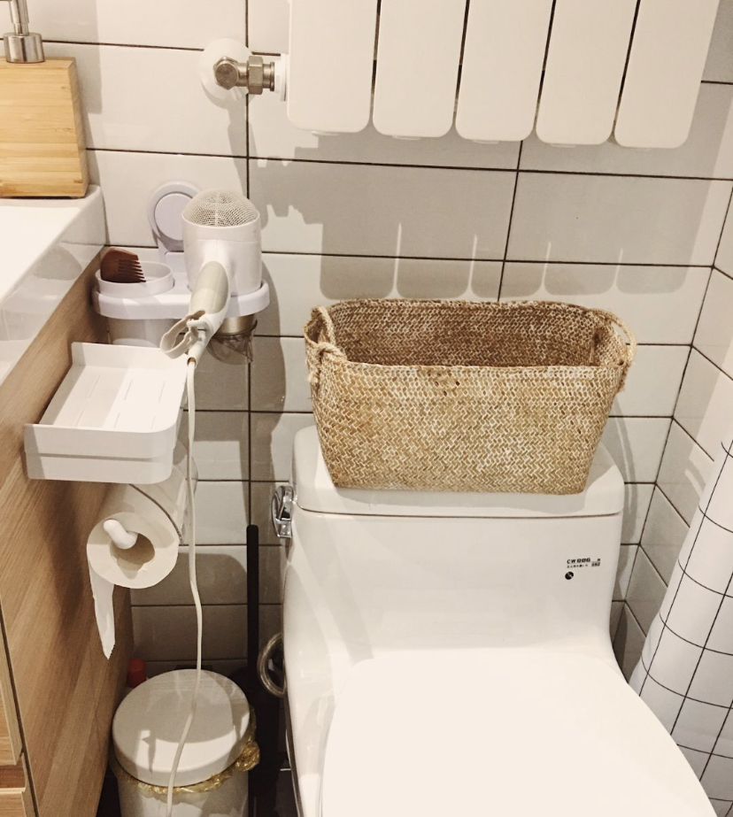 越来越多人卫生间这样布置真高级,卫生间装柜子和马桶注意事项