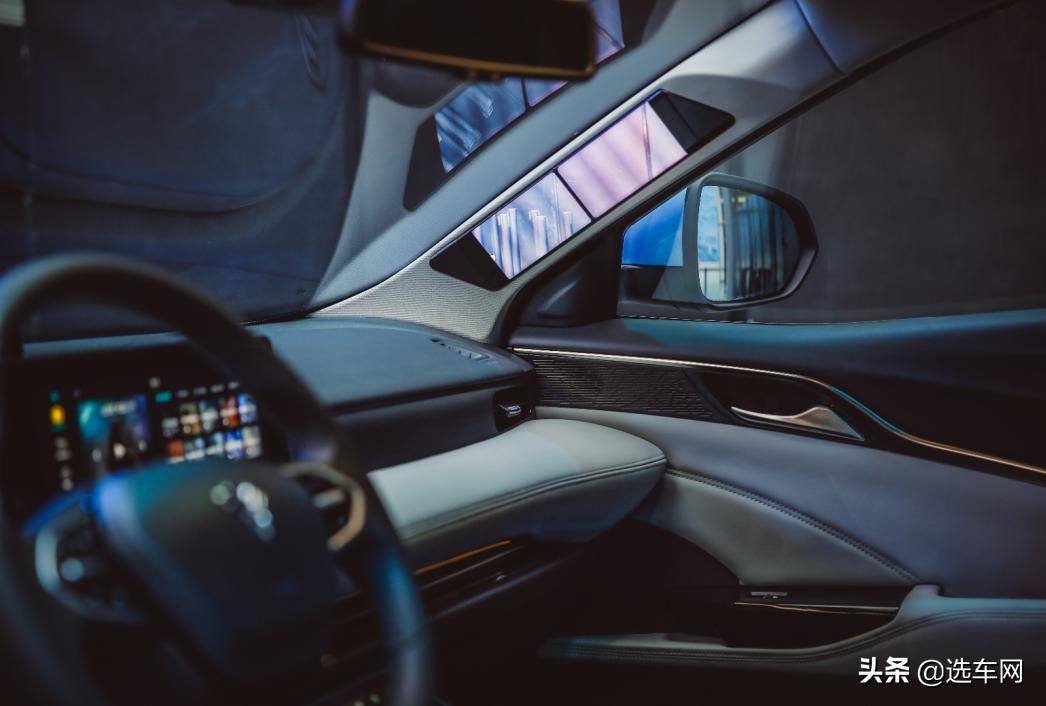 哪吒汽车第三款车型实车图曝光,哪吒电动车安全系统