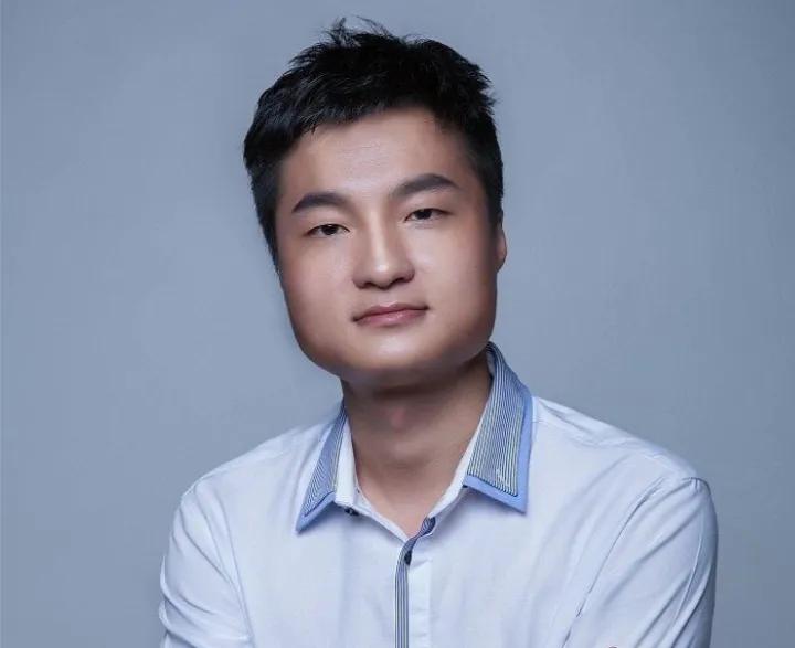 这位福州人和王兴等人被称为“福建互联网江湖十大80后掌门人”