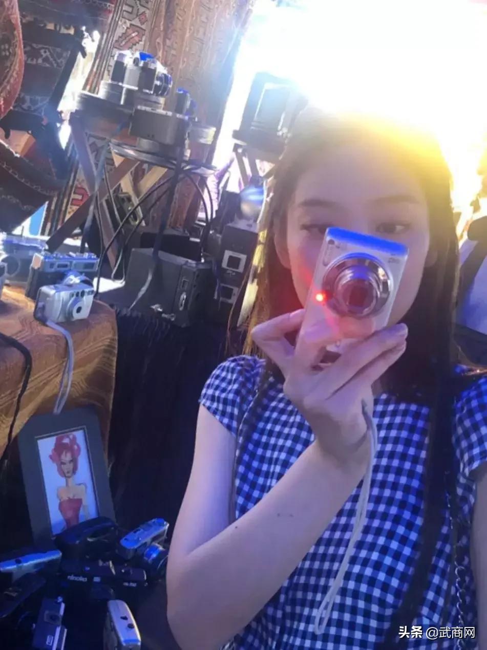 谁来告诉我原版是什么：10个明星同款9个打版的？？？