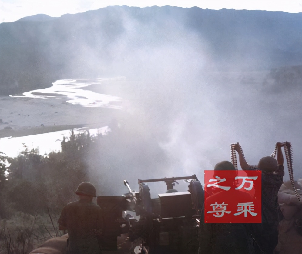 m2机枪打日军碉堡,m2机枪为什么不被淘汰