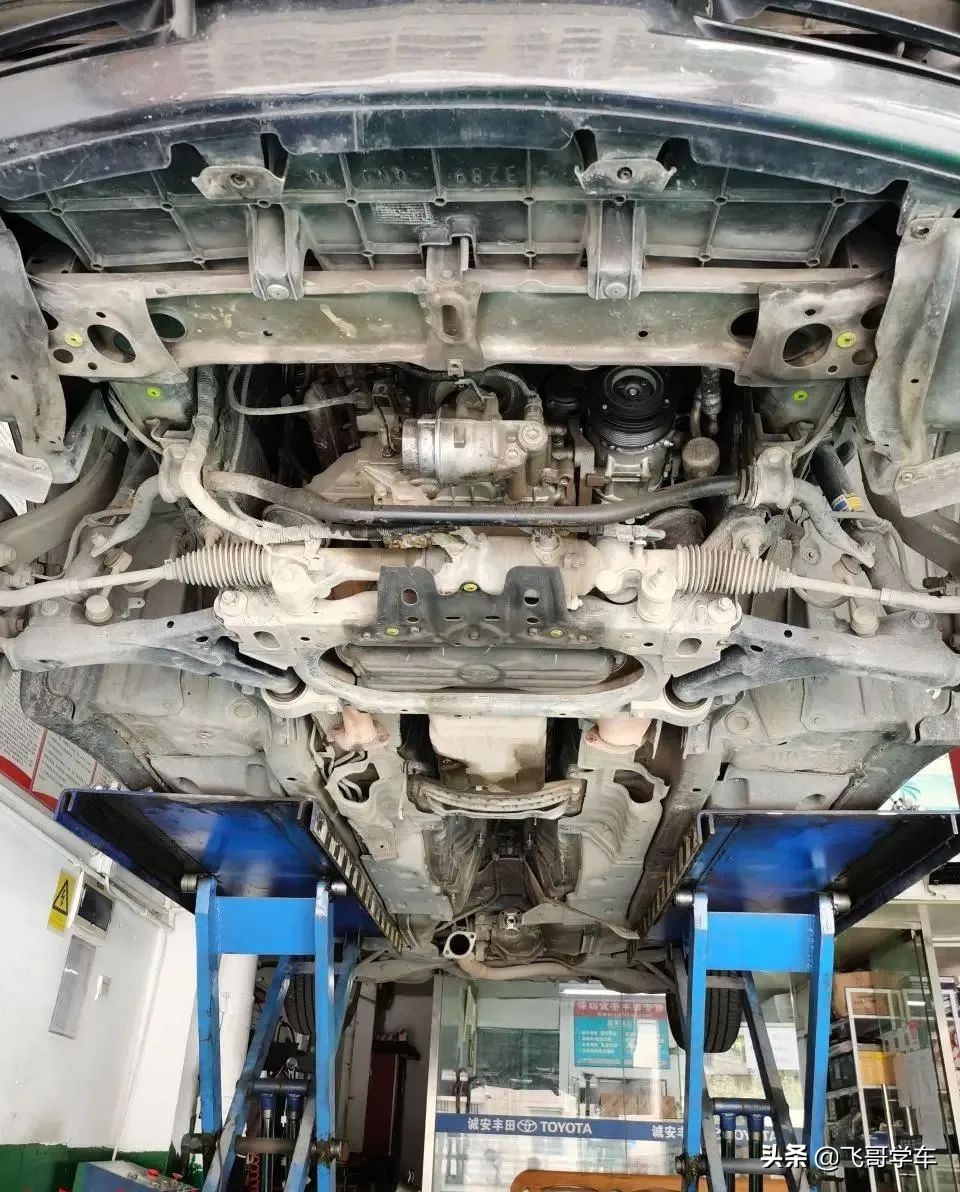 丰田皇冠3.0发动机大修有点共振,皇冠发动机烧机油大修