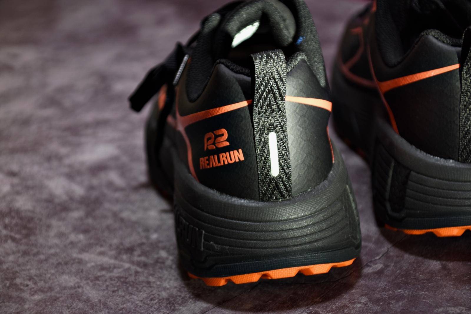 r2缓震跑鞋测评,r2跑鞋哪款适合初跑者