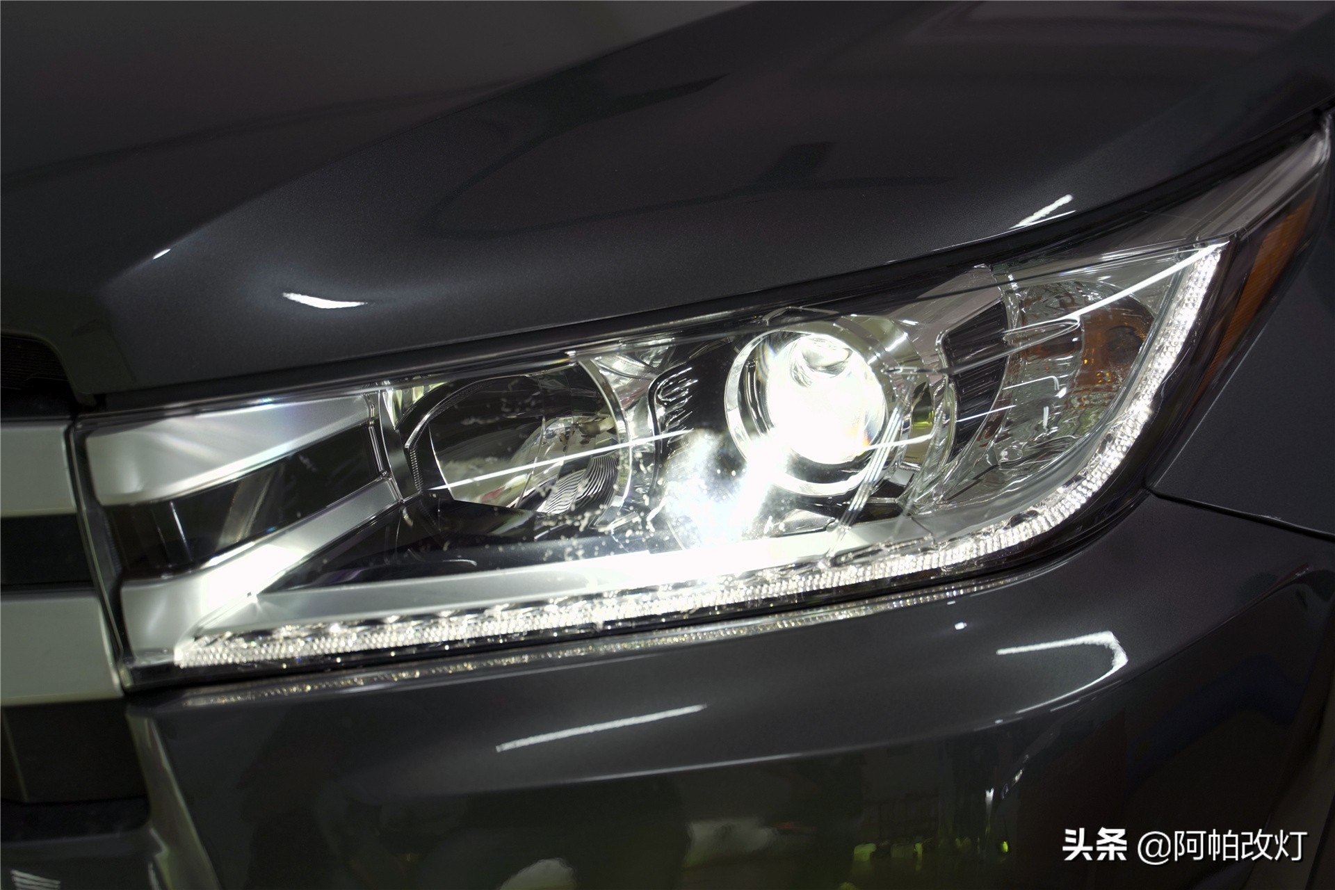 汉兰达汽车灯光近光灯升级,广州丰田汉兰达大灯改装全过程
