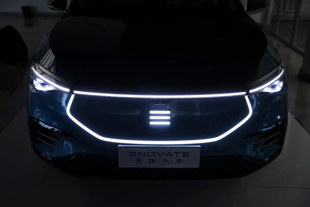 奥迪e-tron2021款50quattro豪华型,奥迪e-tron2019年最好的电动suv