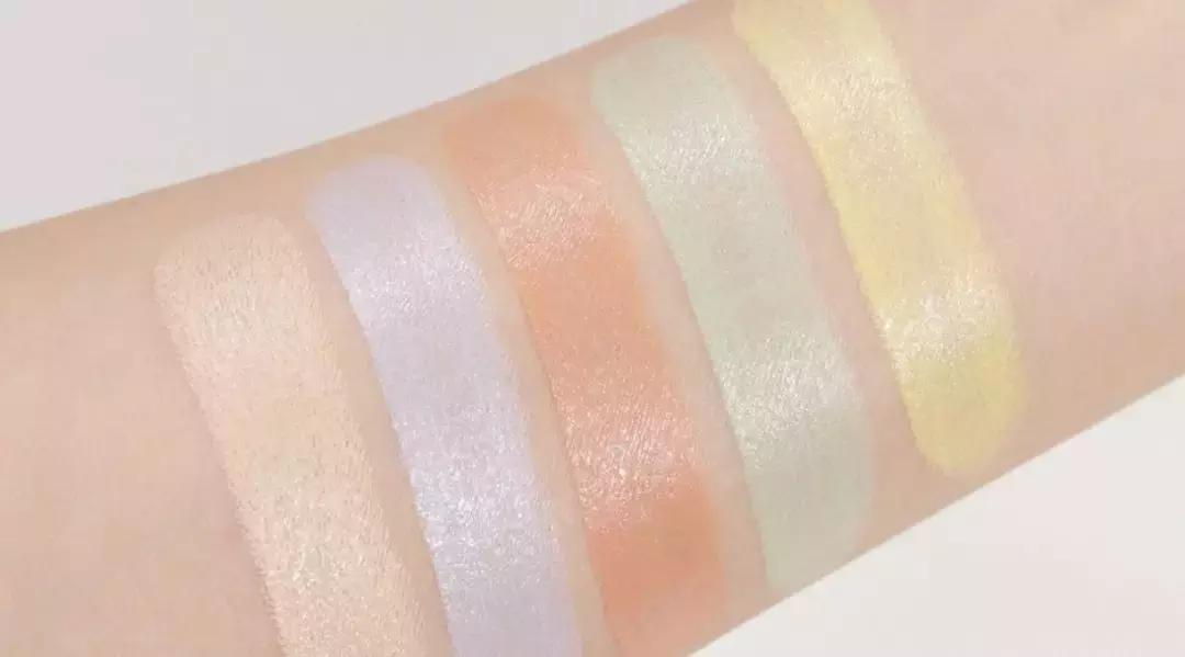 黑眼圈严重怎么选遮瑕膏好用,遮黑眼圈最好用的遮瑕膏推荐