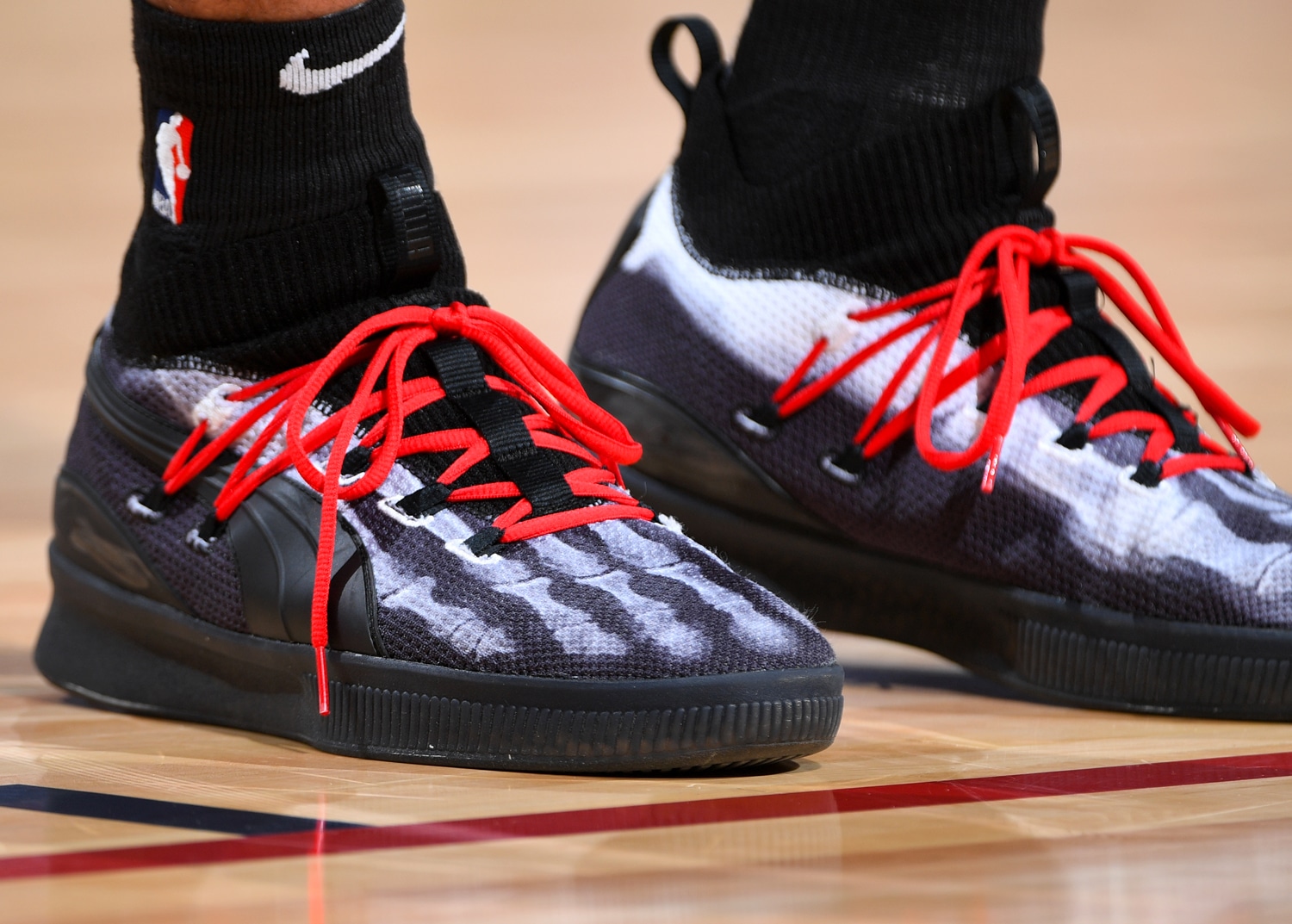 彪马FUTURE7内马尔专属配色,彪马篮球鞋最新配色