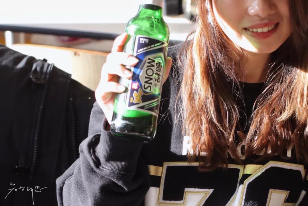 机票不到800元，第2次东北沈阳之旅，1个鸡架配老雪！