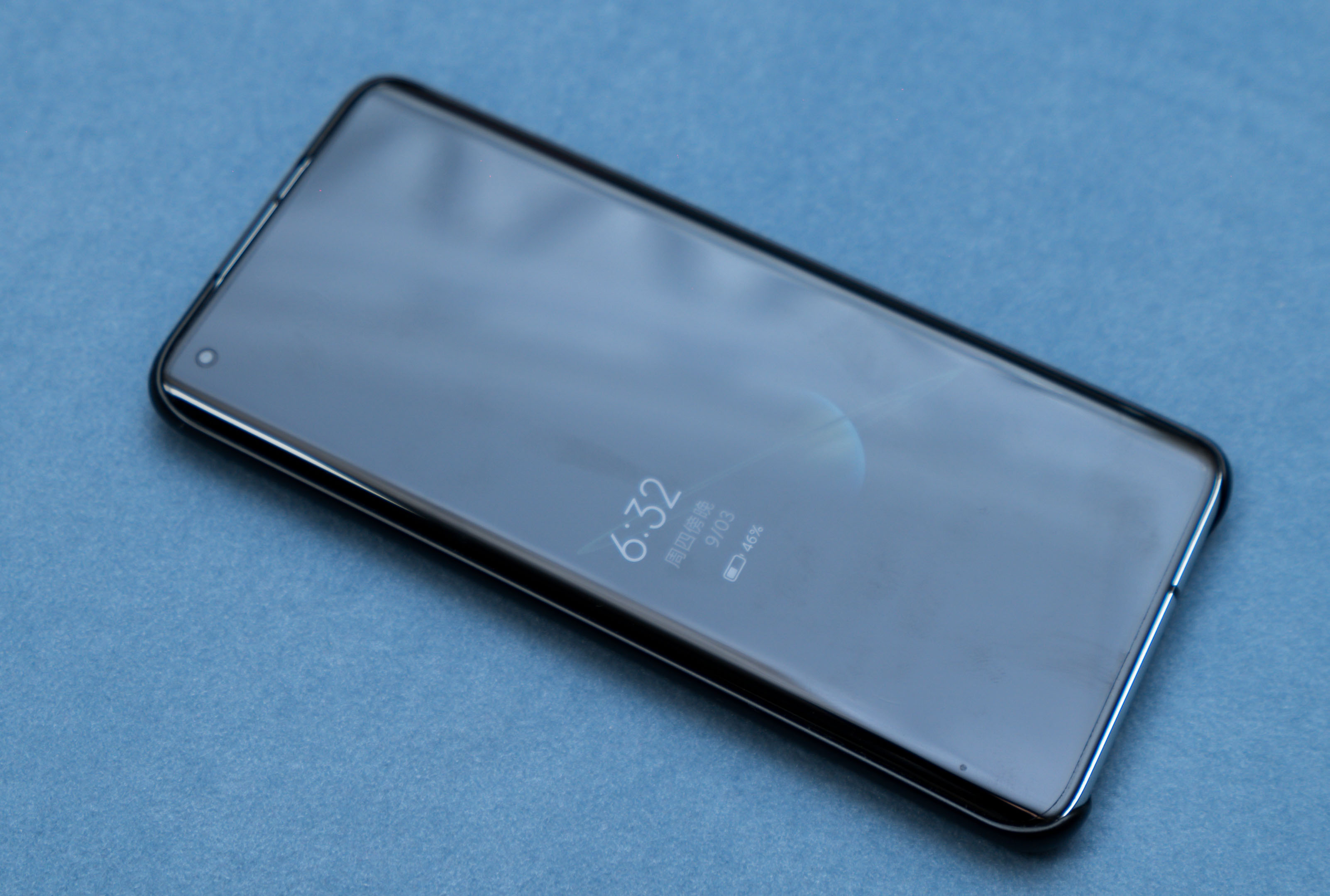 自己贴手机钢化贴膜的方法,手机贴膜曲面屏贴膜步骤