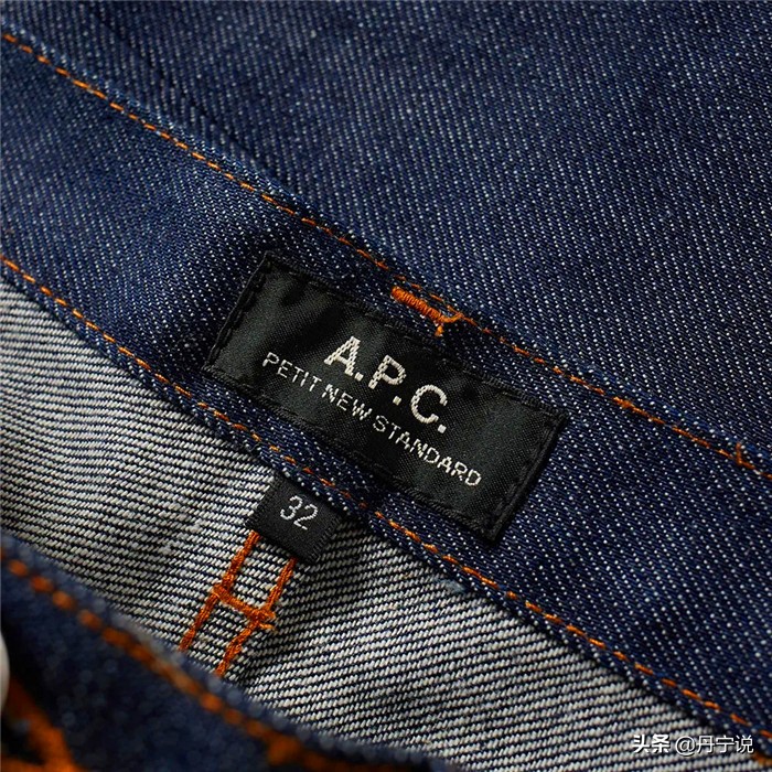 优衣库直筒水洗牛仔裤,优衣库修身微喇牛仔裤