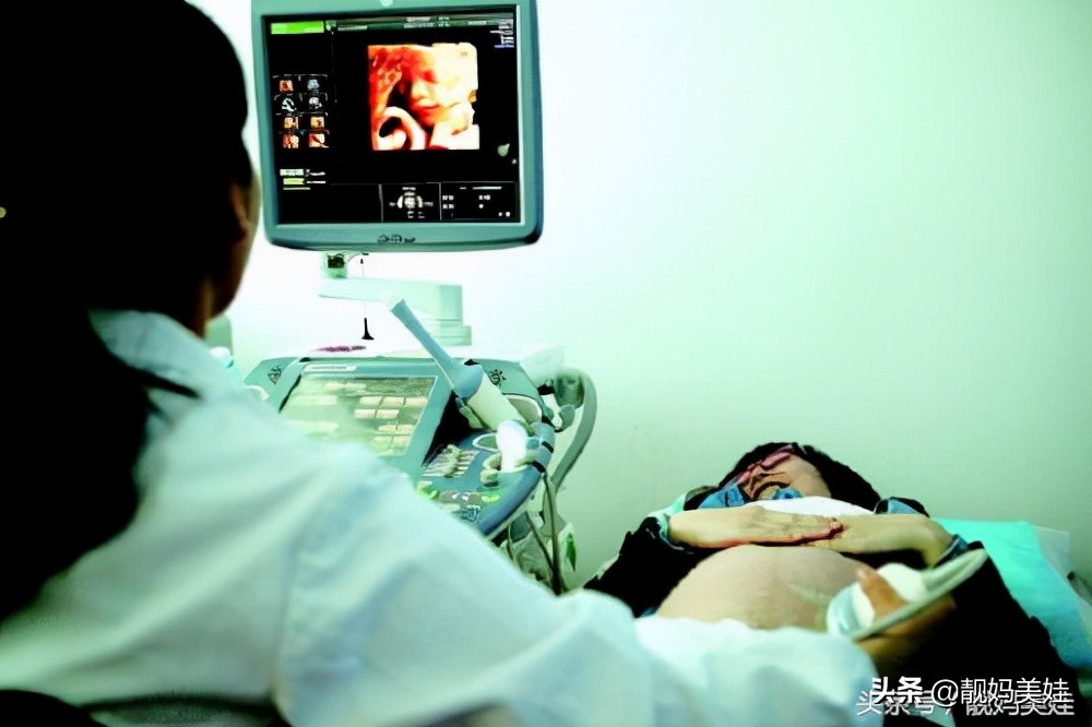 护士怀孕龙凤胎,急诊科医生护士顺利产下龙凤胎