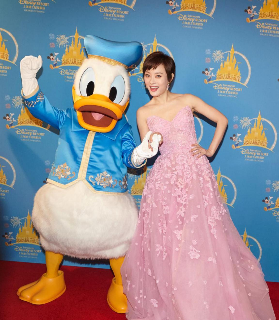 孙俪穿的绿裙子,孙俪穿什么颜色的裙子好看