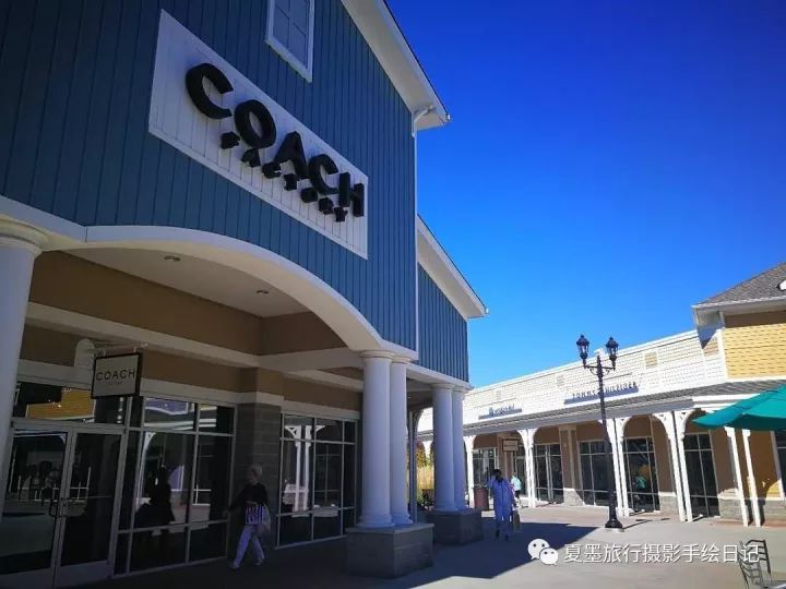 在美国奥特莱斯购物,美国的奥特莱斯中心
