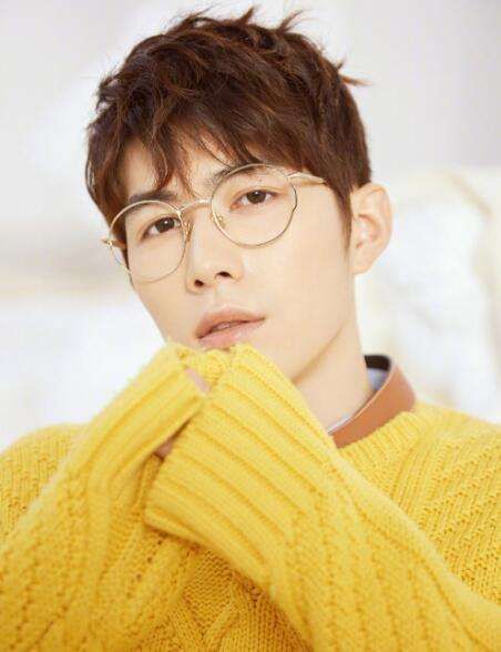 陈学冬车祸腿部受伤,陈学冬脖子扭伤视频