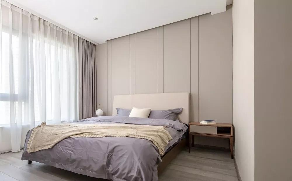 床头背景别刷大白墙,家里刮大白的半墙板床头效果图