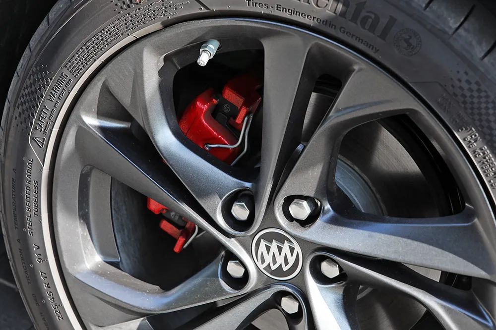 「首试」疾风劲草|上汽通用别克威朗ProGS