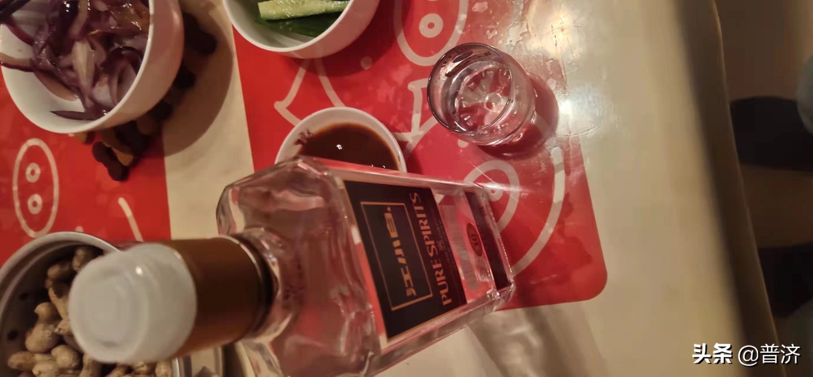 第三代江小白好喝了吗？口粮酒群里品鉴52度金盖江小白引发的争论